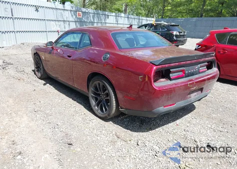 2021 Dodge Challenger R/T Scat Pack z USA, uszkodzony, nr VIN 2C3CDZFJ4MH641972